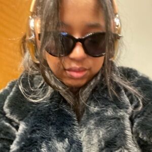 Meet your Posher, Gaby